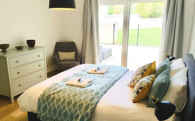 Large Retro Chic Flat 100m2 in City Center - Parking