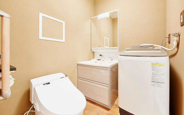 Sunrise Suites