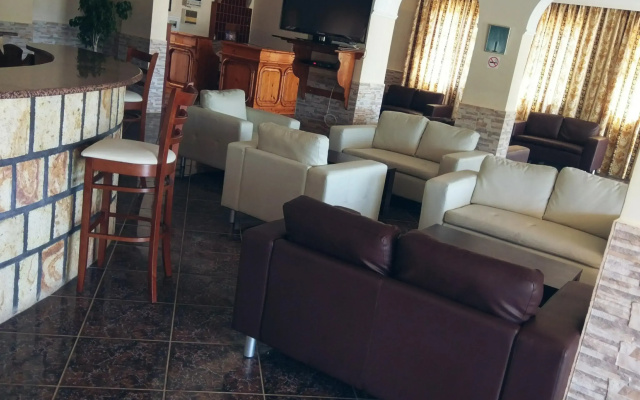 Eleni Hotel