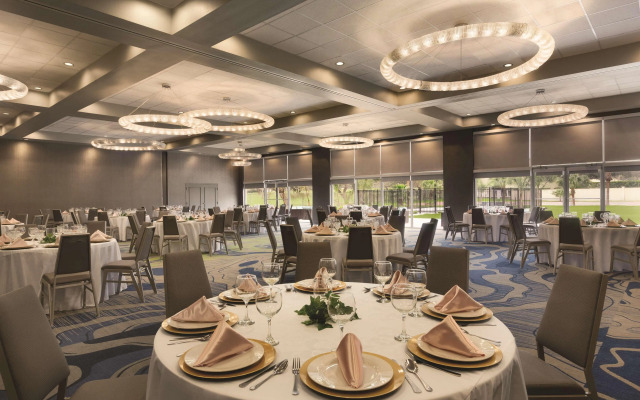 Radisson Hotel McAllen Airport
