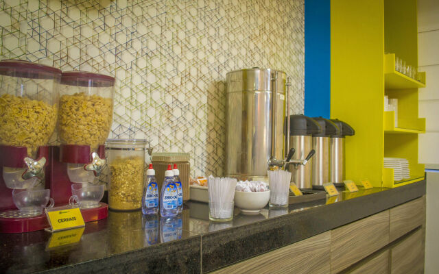 Expresso R1 Hotel
