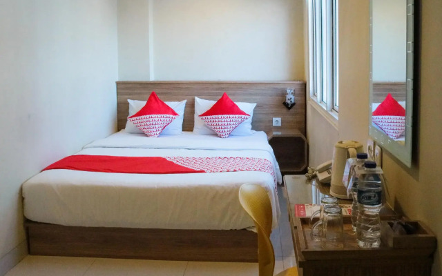 OYO 984 Maleo Guest House