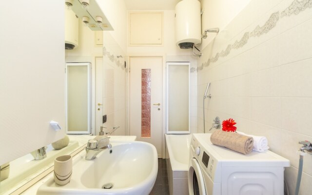 Alessia's Flat Veneziano 3