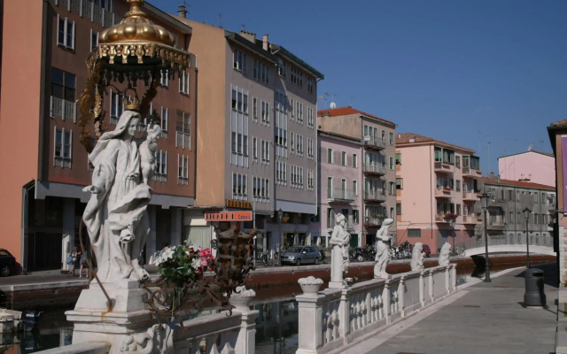 Hotel Caldin's