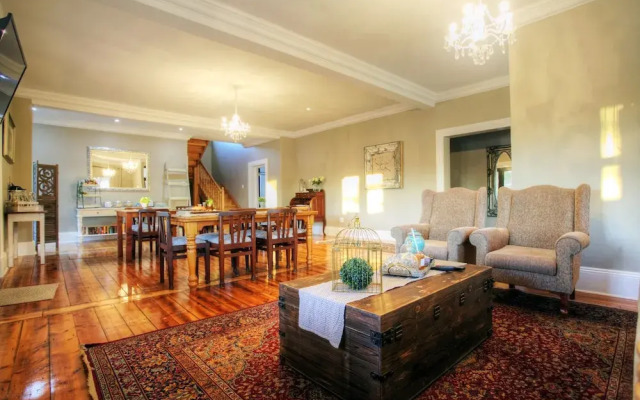 23 On Glen Guest House