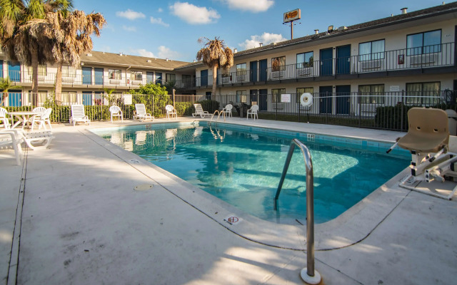 Motel 6 Ft. Pierce, FL, Fort Pierce