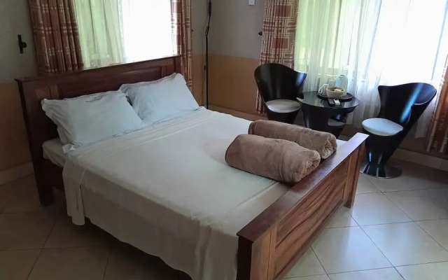 Mikumi Resort & Campsite