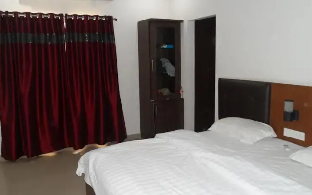 Shade - Premium Suites
