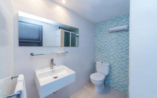 Apartamentos PortBlue Rafalet