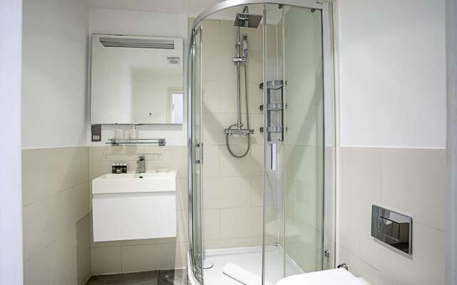 Tranquil Belsize Park Haven With Stunning Views