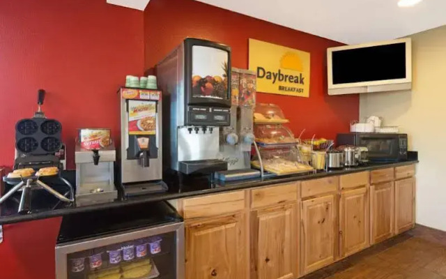 Cameron Days Inn