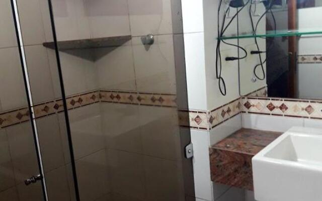 Hostel E Suites Rota Da 13