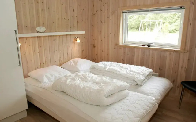 10 Person Holiday Home in Aakirkeby