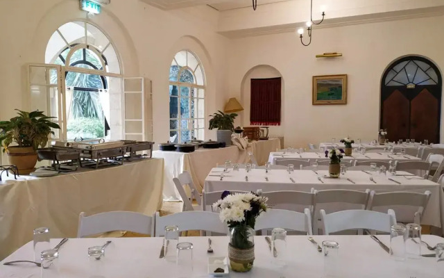 Scots House Hotel