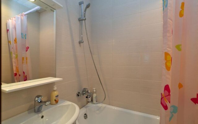 Neva Flats On Rubinshteyna