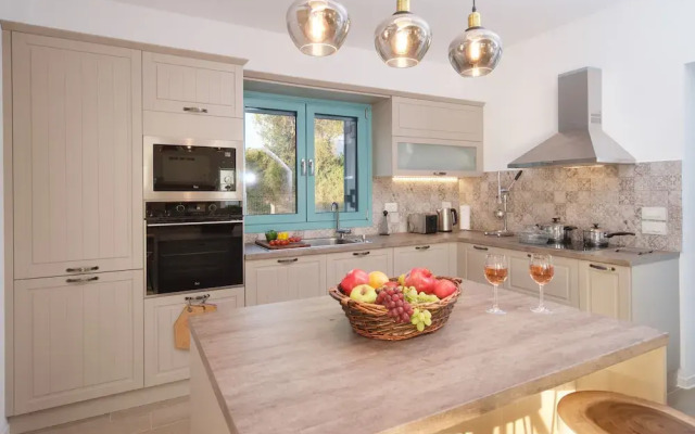 Exclusive Sea View Villa Madelaine