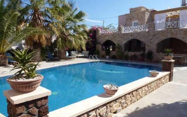 Atalos Hotel, Apartments & Suites