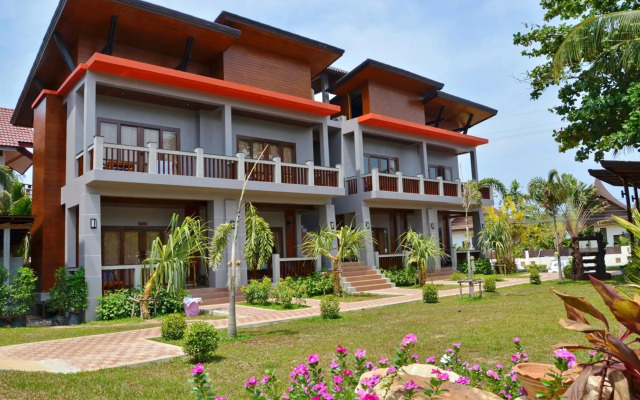 Lanta Intanin Resort