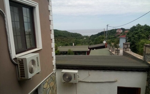 Sea Port House