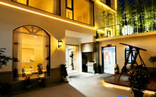 Jingqi TAOXI · Yunjian Homestay (Taoxichuan Cultural and Creative Block)
