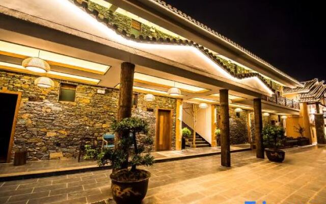 Puzhehei Mingsu · Mountain View Sunset Hotel (Puzhehei Scenic Area Qinglongshan Branch)