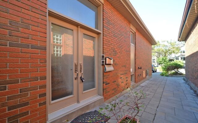 Toronto Luxury Suites