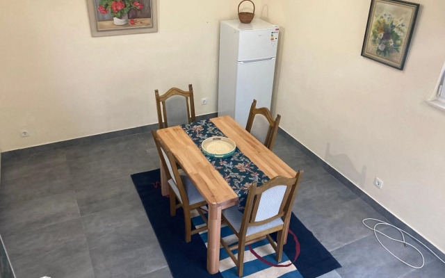 Alva Apartman (LOVELY ONE BEDROOM APARTMENT)