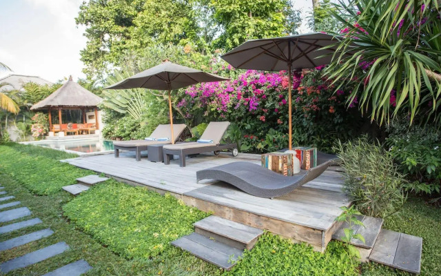 Villa Santi - Spacious 4 BedRooms villa Seminyak