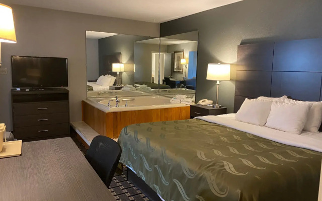 Quality Inn Mauston I-90
