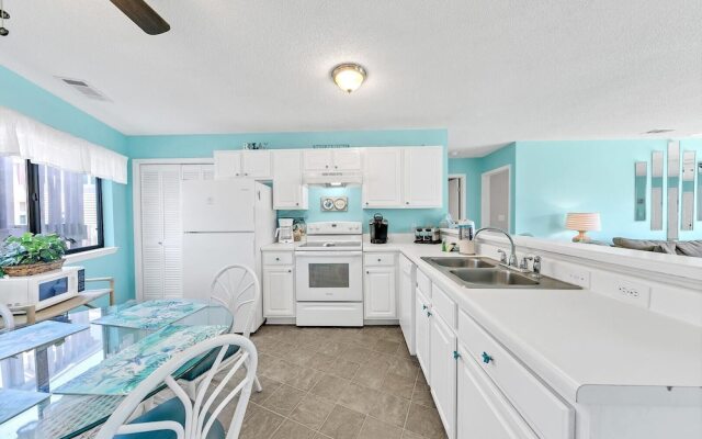 Crystal Village II, Unit 18A