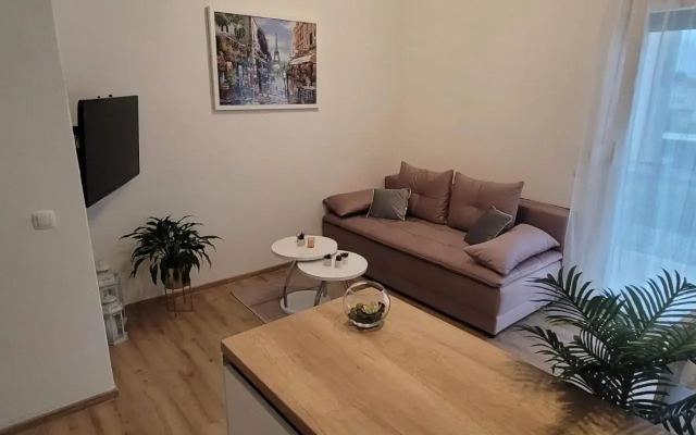 Apartment 3M
