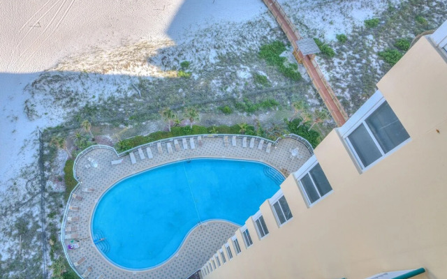 Beach Colony East 16b-penthouse