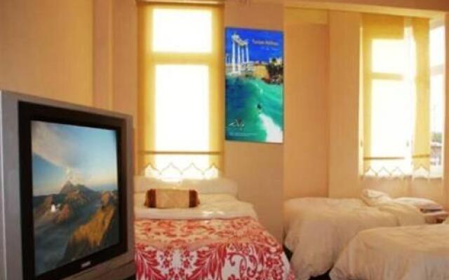 Indo Hotel