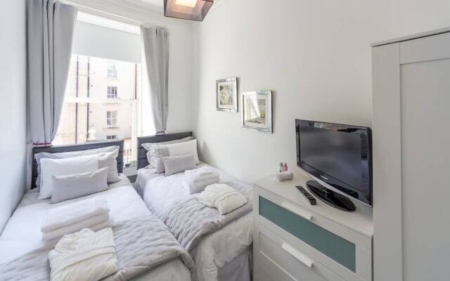 Stunning Tollcross Apartment