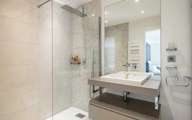 Beautiful 2P Apartment With Sunny Terrace