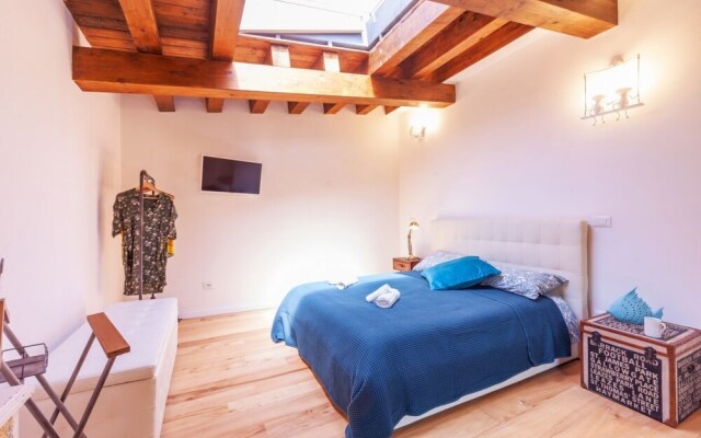 Valuk-Piazza Duomo Charming Apartment