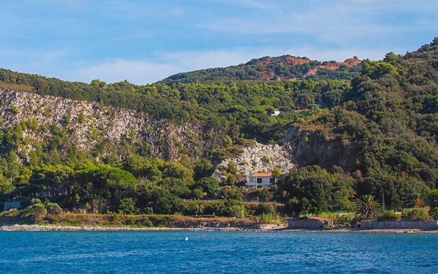 Apartment la Roccia Rio Marina