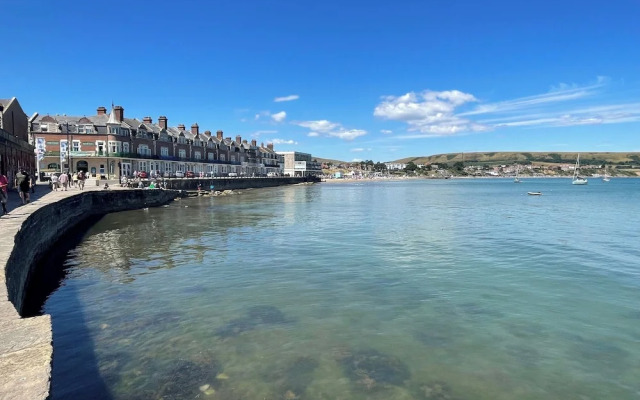 The Swanage Rail Lookout