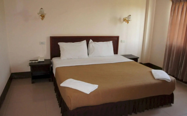 Chaleunehoung Hotel