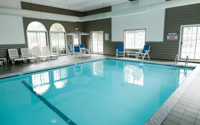 Breakers Resort & Beach Bar