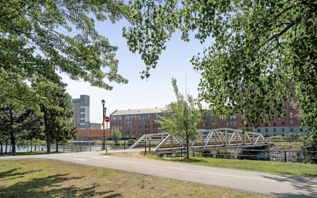Beautiful Griffintown Suites by Sonder