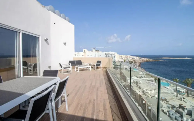 Stunning sea Views From a Gorgeous Penthouse