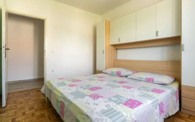Simplistic Holiday Home in Rogoznica near Sea Beach