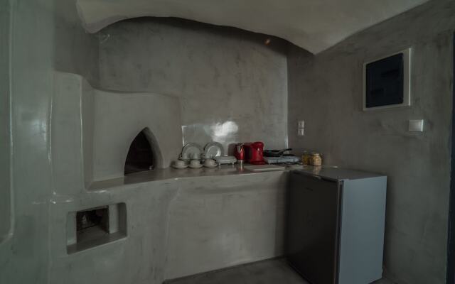 Thetis Cave Houses