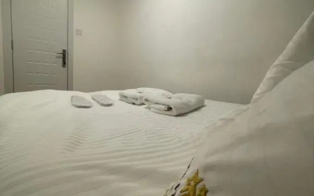 Four Stars Dubai Marina JBR