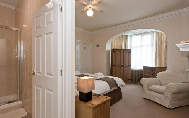 St Peter Court