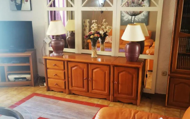 Excelent location 5 min to the beach
