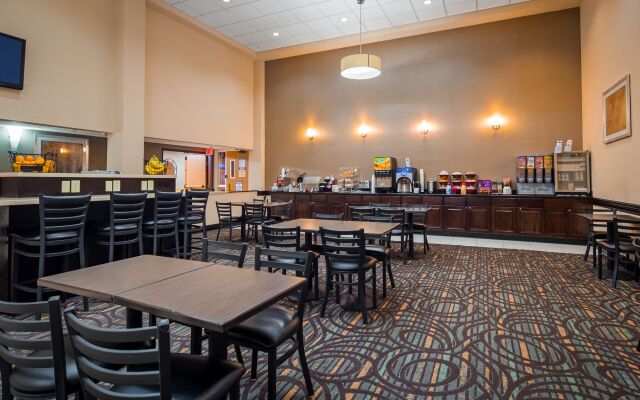 Best Western Plus Newark/Christiana Inn