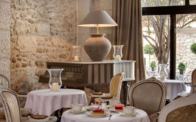 Gounod Hotel