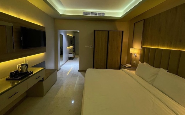 Rovan Hotel